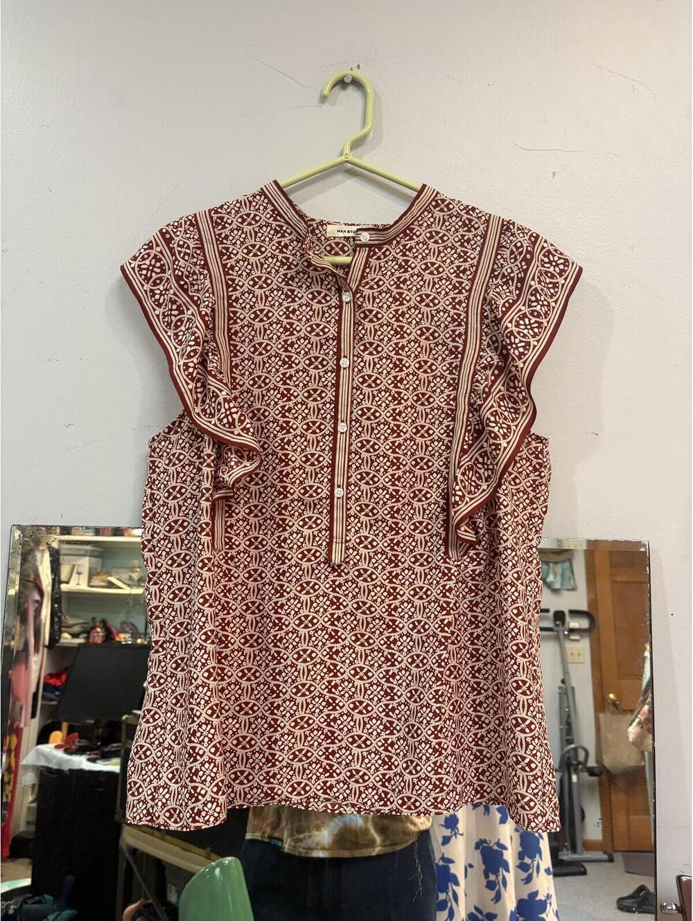 Max Studio Red and Cream Geometric Print Flutter Sleeve Blouse